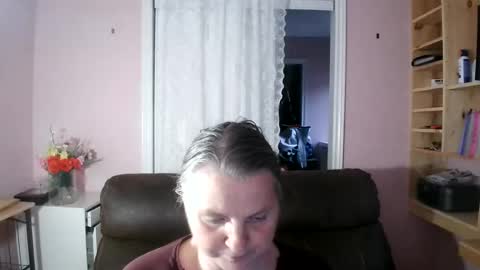 chealsiek online show from August 13, 10:46 pm