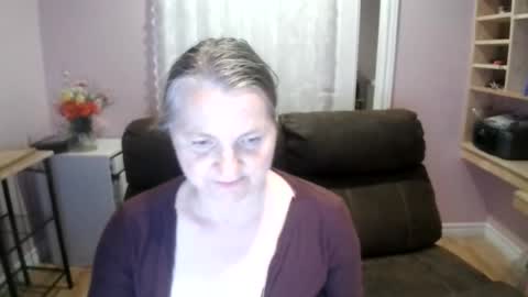 chealsiek online show from August 14, 2:15 am