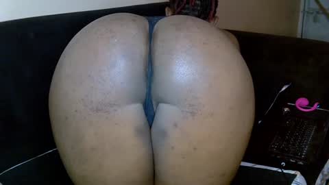 cheeky_charms online show from July 21, 6:43 pm