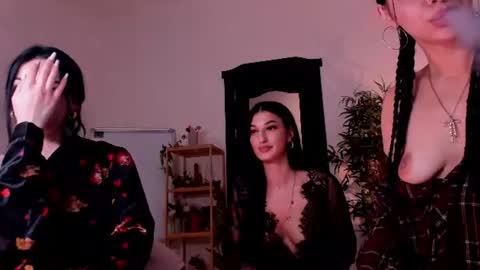 Cherry online show from August 13, 11:41 pm