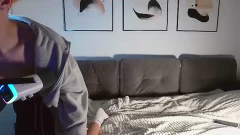 Cheesy Michael online show from August 17, 8:03 pm