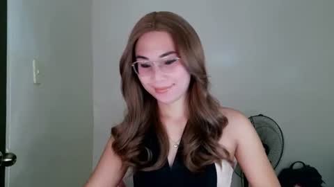 chelly4u69 online show from July 20, 11:08 pm