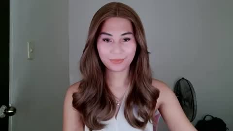 chelly4u69 online show from July 23, 12:02 am