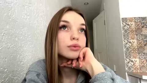 Kira online show from August 13, 7:33 am