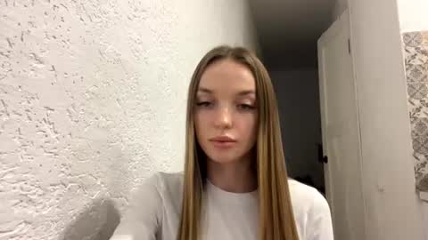 Kira online show from August 15, 12:53 pm