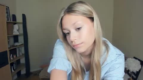 Eliza online show from September 5, 8:08 am