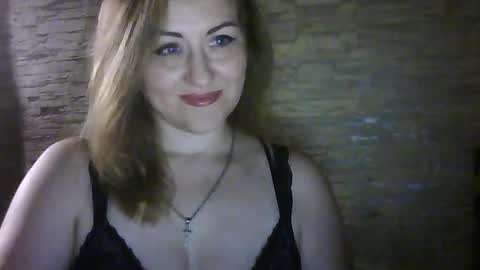 cherry04383 online show from July 13, 2:18 am