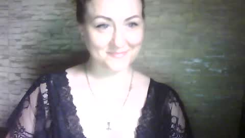 cherry04383 online show from August 9, 3:07 am