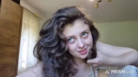 Julia online show from August 10, 2:07 pm