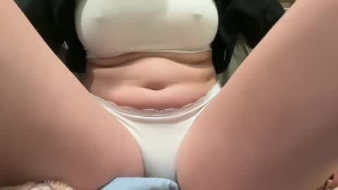 cherry7_7 online show from June 24, 6:04 am