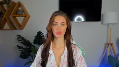 Cherry  Kiss online show from June 25, 9:34 am