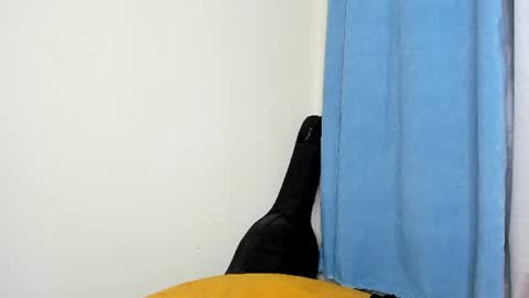cherry_falls online show from August 6, 11:59 pm
