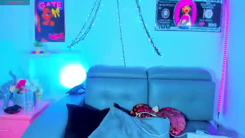 cherry_gate online show from August 6, 3:55 pm