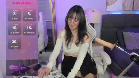 Chloe online show from August 18, 1:44 am