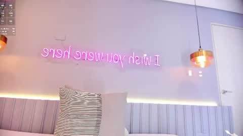 C H E R R Y  online show from August 8, 1:55 pm