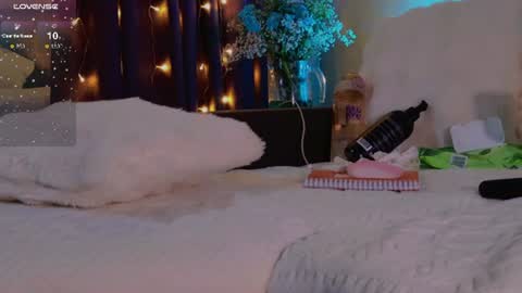cherry_swee online show from August 4, 9:34 pm