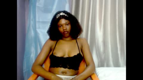 Sophie online show from August 14, 10:08 am