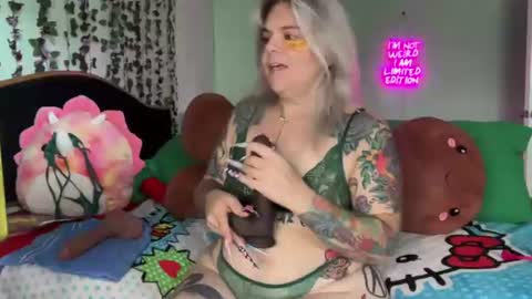 CherryBombBomb online show from July 27, 12:49 am