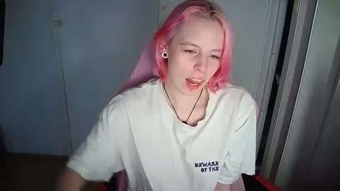 cherrybaby_0 online show from June 5, 11:54 pm