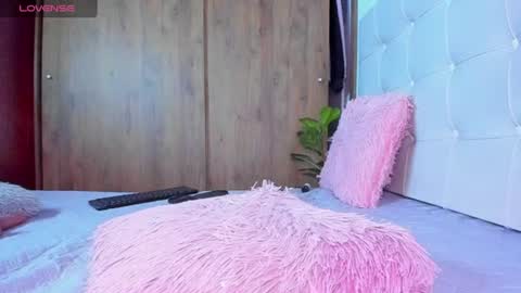 lizzy online show from August 2, 6:31 am