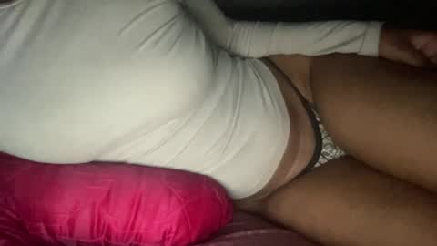 cherryb online show from August 14, 12:36 am