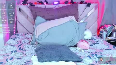 cherryblossom78 online show from March 16, 2:06 am