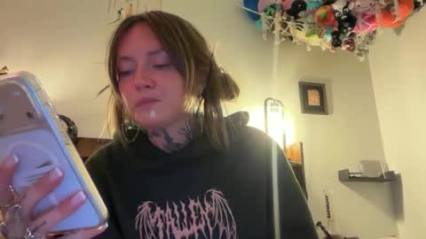 cherrybox00 online show from July 29, 4:19 am