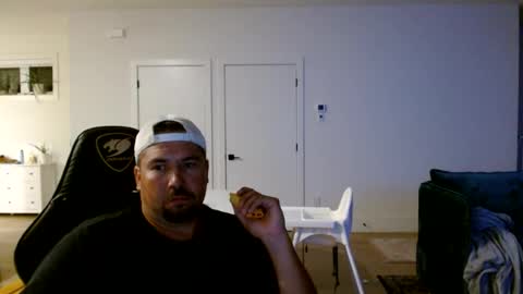 cherrypopper21107669 online show from August 28, 10:24 am
