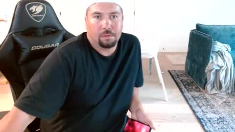 cherrypopper21107669 online show from August 28, 2:48 pm