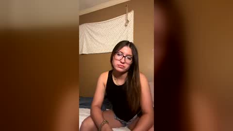 cheyenne_p online show from August 6, 2:10 am