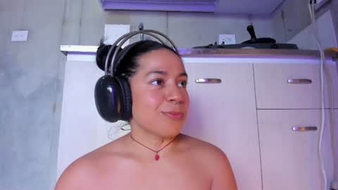 Chiara fustox online show from August 7, 8:31 pm