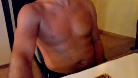 chicken_25 online show from August 17, 9:53 pm