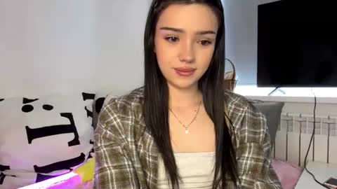 Becky online show from June 22, 12:39 pm