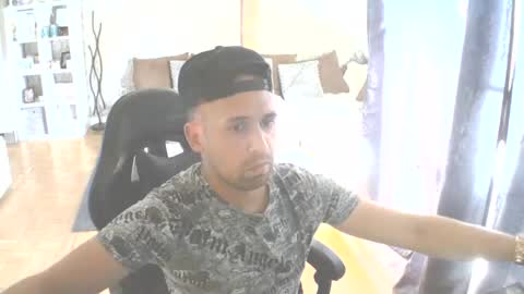Chiiko online show from August 7, 3:34 pm