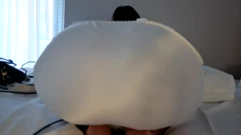 yoursensualparadise online show from August 17, 3:39 pm