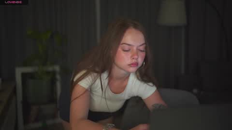 chillwithstacy online show from July 24, 11:30 pm