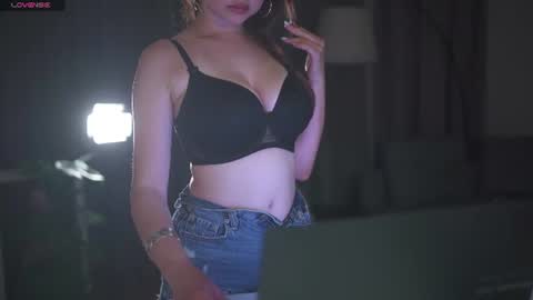 chillwithstacy online show from July 29, 9:33 pm