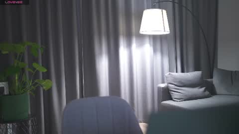 chillwithstacy online show from August 13, 8:56 pm