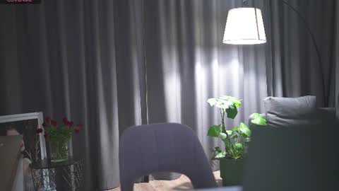 chillwithstacy online show from August 14, 9:18 pm