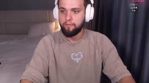 chilly__willy online show from August 3, 5:36 am