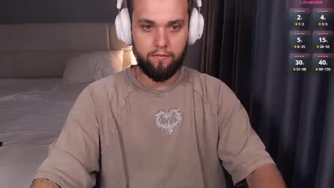 chilly__willy online show from August 3, 6:42 am