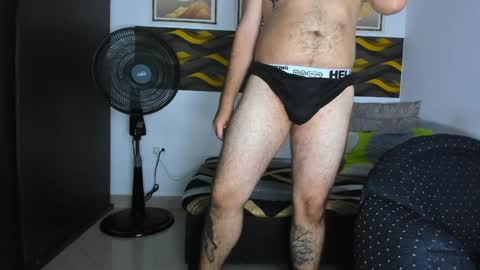 Chilly Willyx online show from May 15, 7:52 am