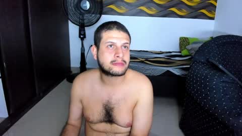 Chilly Willyx online show from May 17, 9:32 am