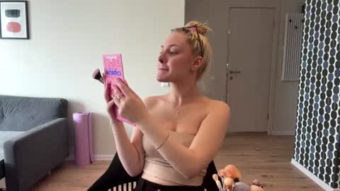 Chanelle online show from July 27, 12:10 pm
