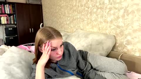 Chanelle online show from September 2, 1:13 pm