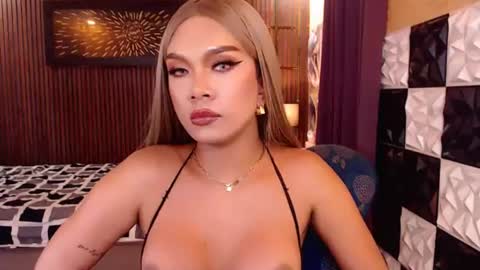 Franching Lee online show from August 1, 5:41 pm