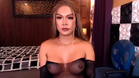 Franching Lee online show from August 7, 11:38 pm
