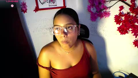 chleo_rosse online show from August 6, 9:47 pm