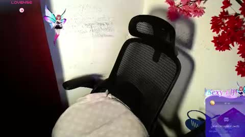 chleo_rosse online show from August 13, 9:18 pm