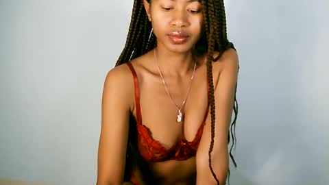 chloe9794 online show from July 25, 4:11 pm